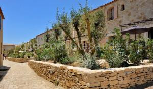 Pretty house center of Corbières à Saint-Laurent-de-la-Cabrerisse